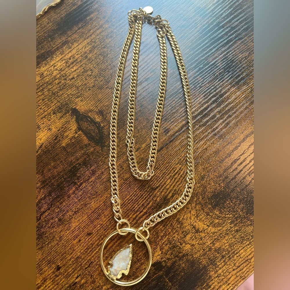 Arrowhead Klassy Rounds gold chain layered necklace. Rarely worn